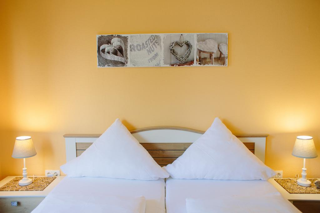 Gaestehaeuser Kappelmuehle Grünstadt Chambre photo